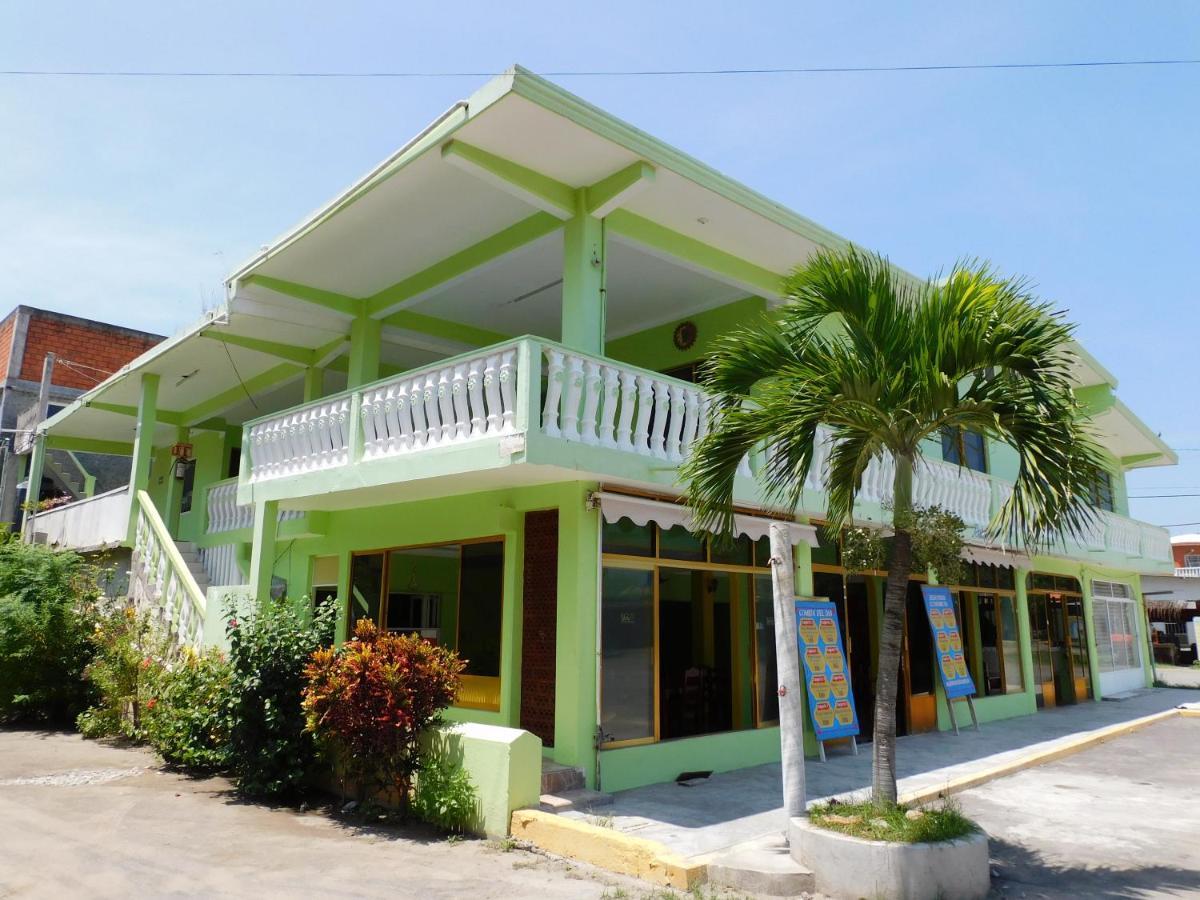 Casa De Huespedes Yoli By Rotamundos Hotell Playa Chachalacas Exteriör bild
