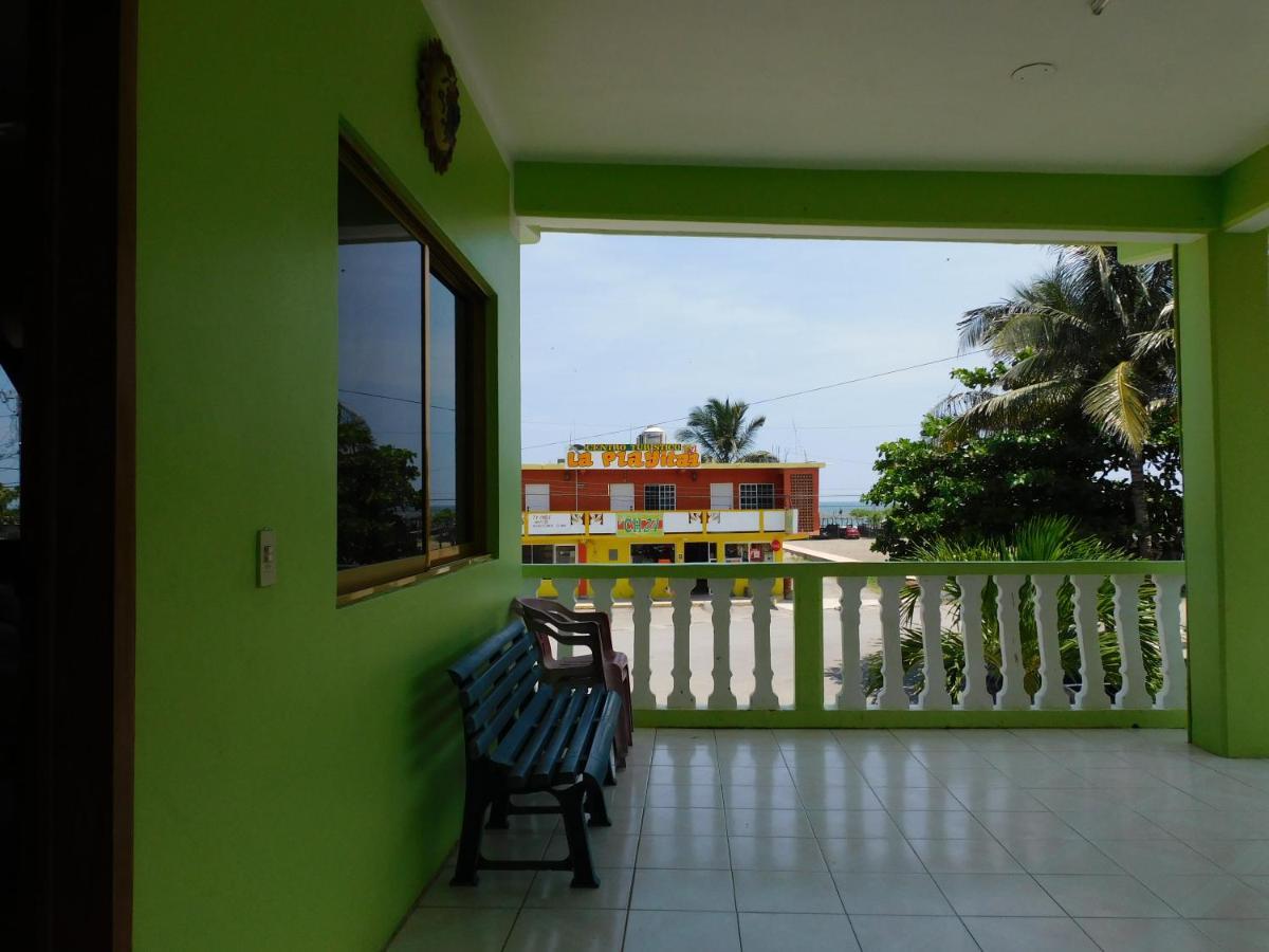 Casa De Huespedes Yoli By Rotamundos Hotell Playa Chachalacas Exteriör bild